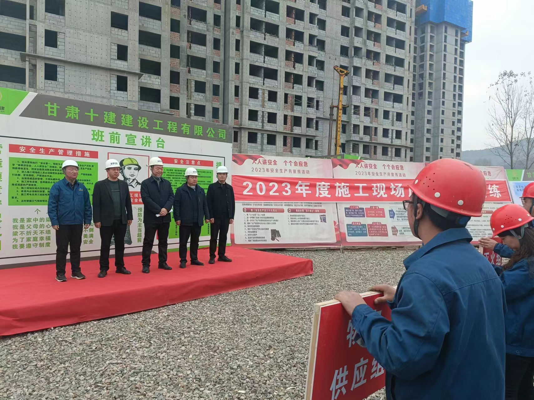 ��ȫ����x ������δ��ȼ��һ���_���O(sh��)��ʮ�����O(sh��)�_չ(li��n)�������ݾ�